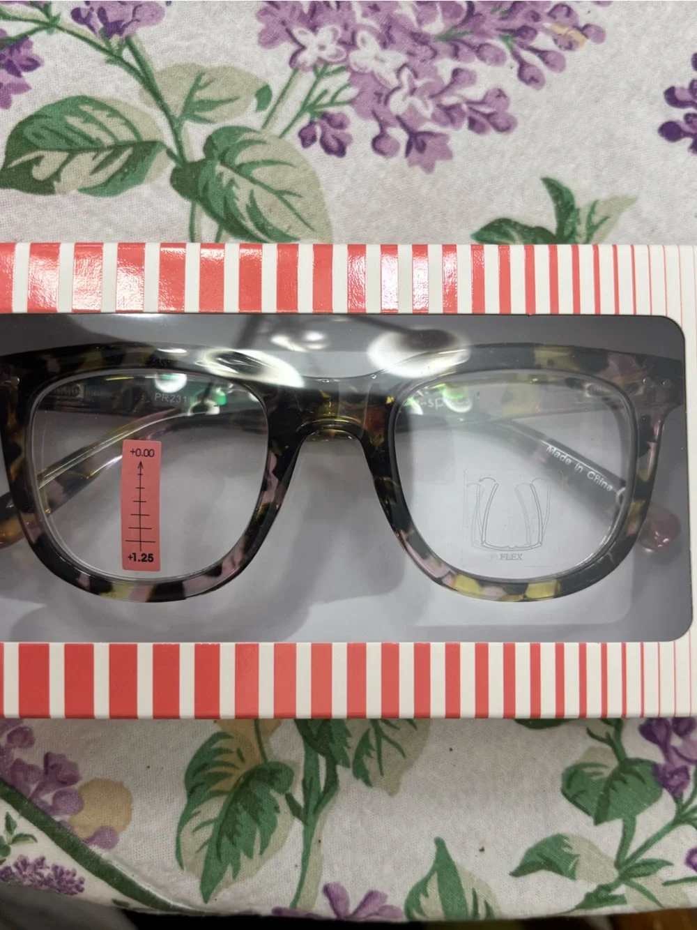 Le Specs Tortoise Shell Progressive Reading Glasses 0-+1.25